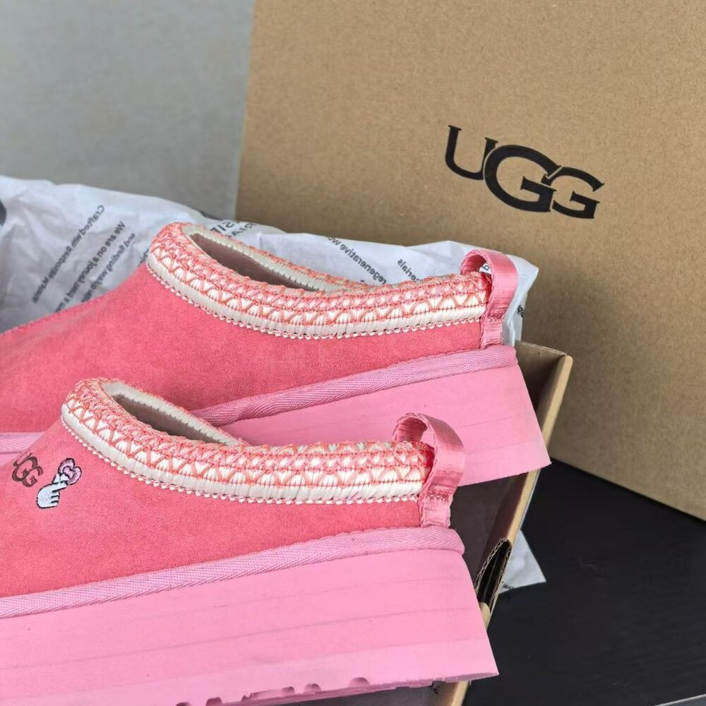 Ugg Tazz Love ‘25 Platform Slippers Limited Edition NEW - Picture 7 of 8